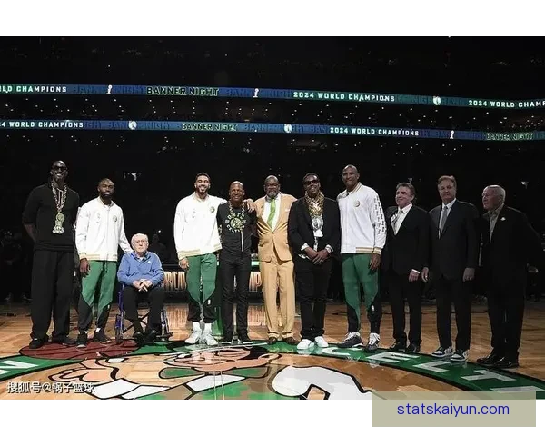 新星三分狂飙成近三十年首人一人追平麦蒂纪录